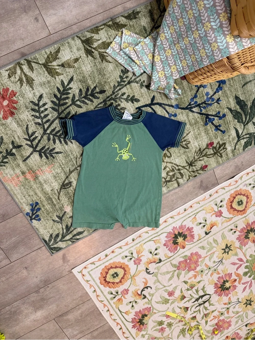 Vintage 90s OshKosh B'gosh Green Frog Romper 24 Months 100% Cotton Short Sleeve